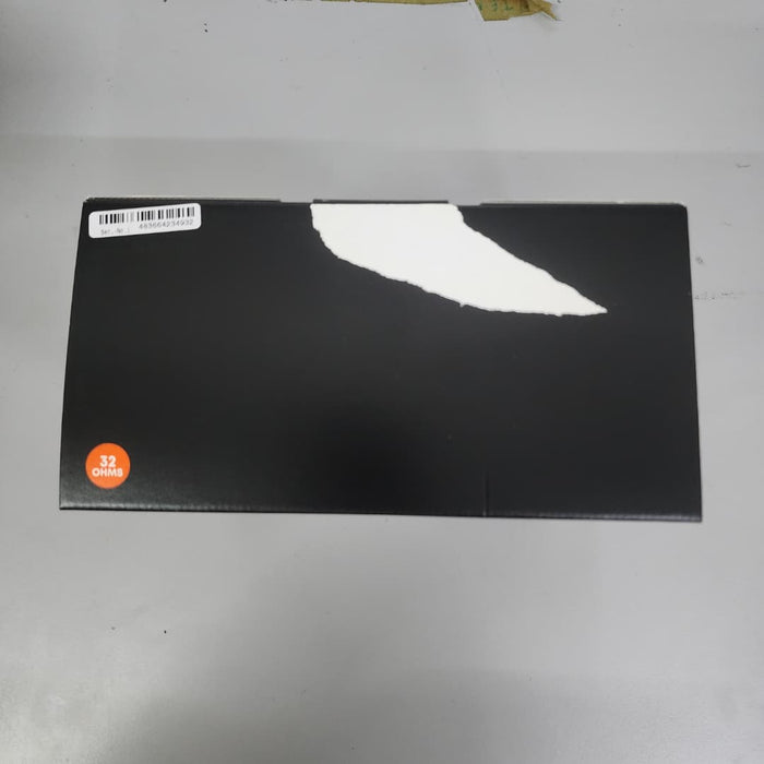 B STOCK (BS-181) Beyerdynamic DT 770 PRO 32 Ohm Over-Ear Studio Headphones. Enclosed Design, Wired