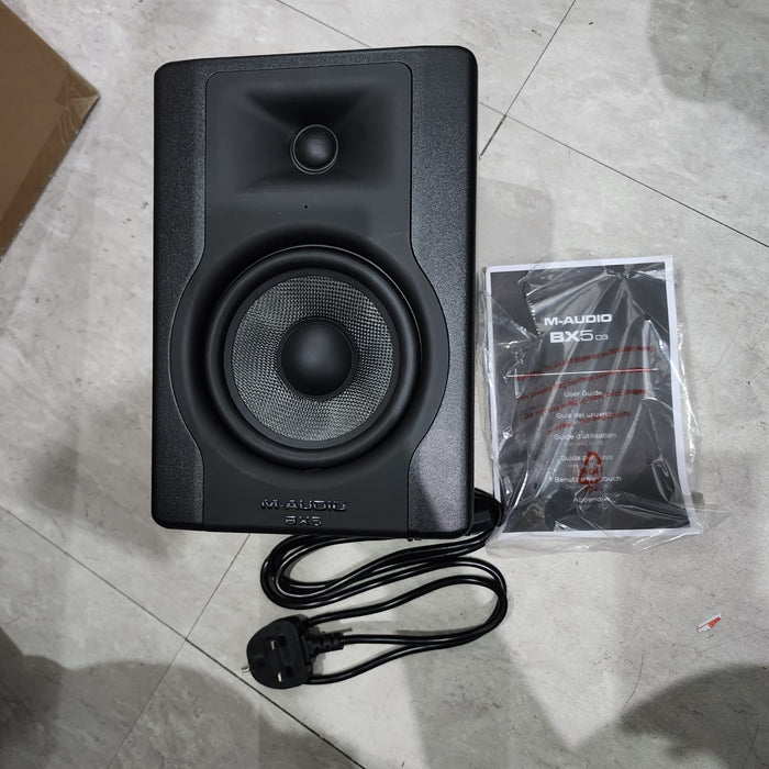 B STOCK (BS-256) M-Audio BX5 D3 5 inch Powered Studio Monitor (Unit)