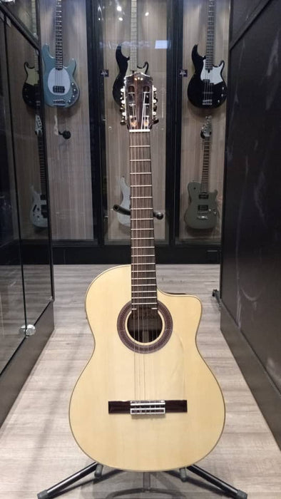 B STOCK (BS-377) Cordoba GK Studio Negra Acoustic-Electric Nylon String Flamenco Guitar