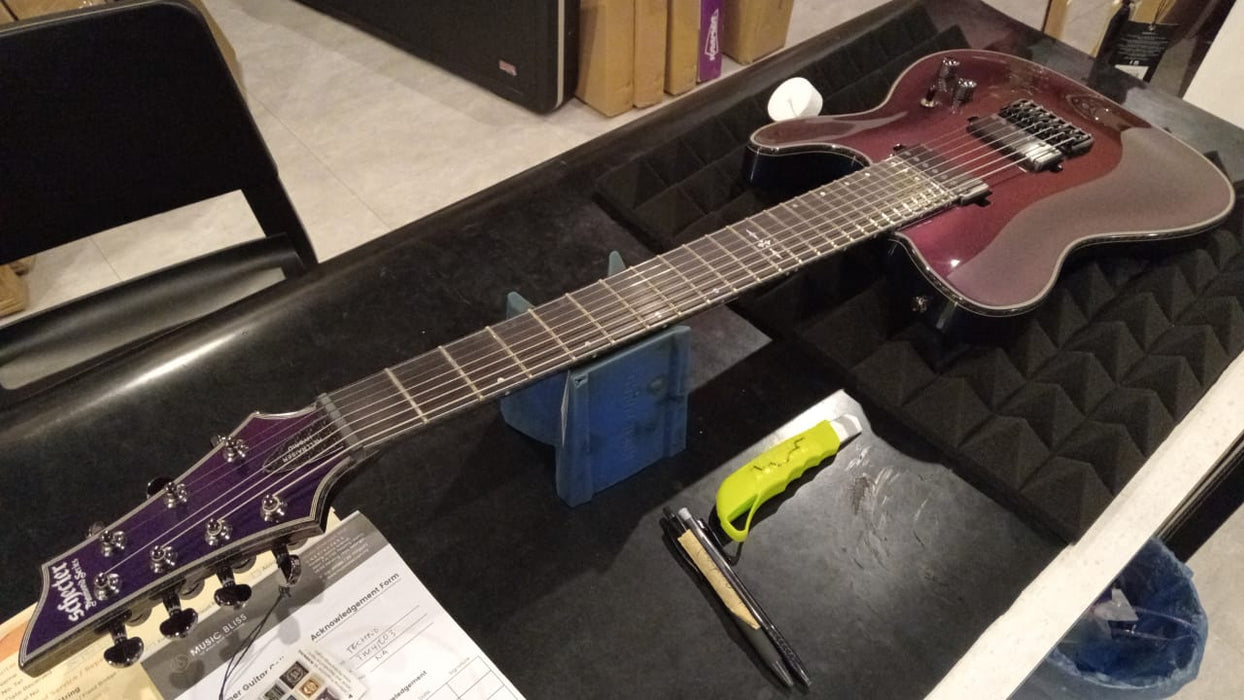 B STOCK (BS-521) Schecter Hellraiser Hybrid PT-7 - Ultra Violet [MIK] (PT7) (1937)
