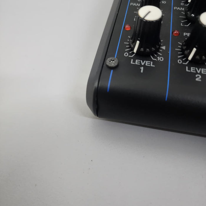 B STOCK (BS-529) Yamaha MG10XU 10-Channel Mixer and Effects