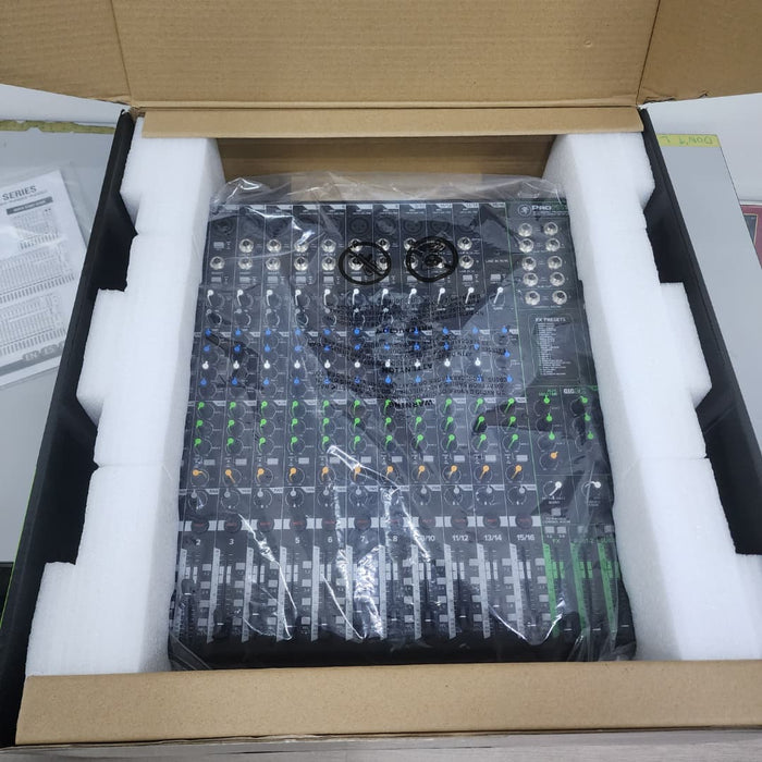 B STOCK (BS-534) Mackie ProFX16v3 16-channel Mixer with USB and Effects