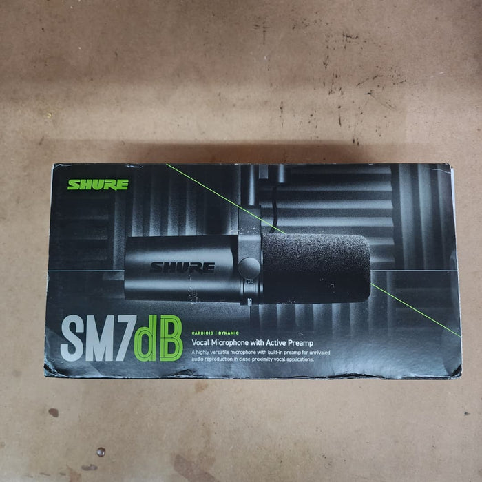 B STOCK (BS-536) Shure SM7dB Active Dynamic Microphone