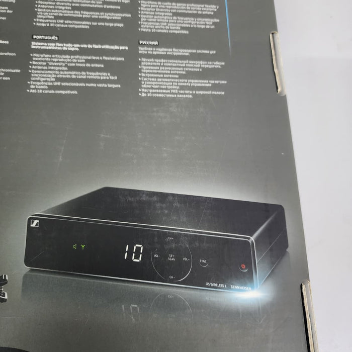 B STOCK (BS-554) Sennheiser XSW 1-908 Wireless Instrument Microphone System (Band B: 614-638 MHz)