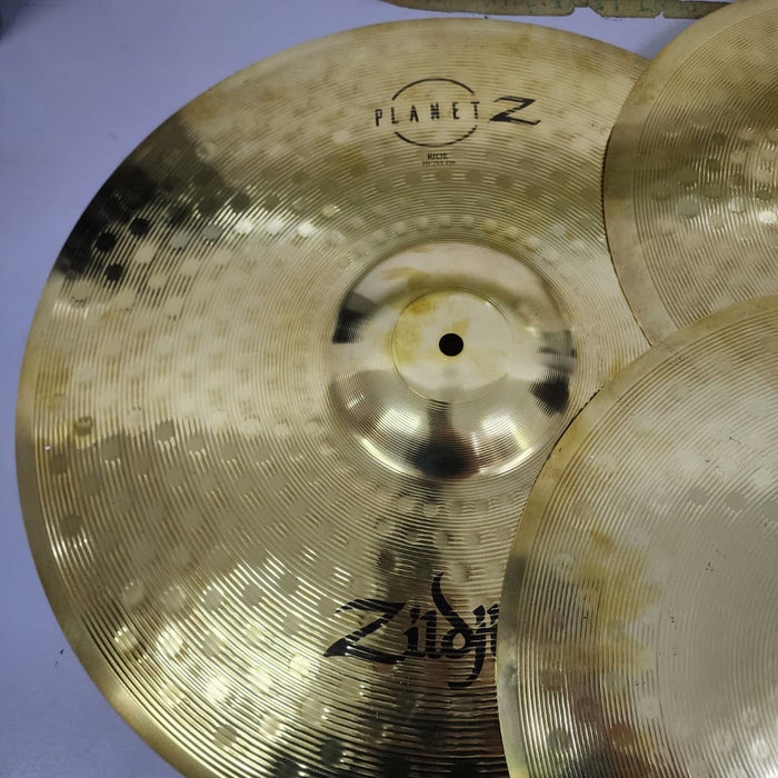 B STOCK (BS-570) Zildjian Planet Z 4-piece Cymbal Set - 14", 16", 20"
