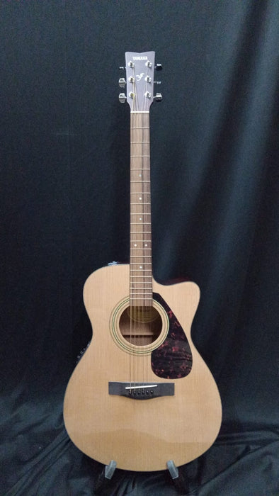 B STOCK (BS-584) Yamaha FSX315C Concert Cutaway Acoustic-Electric Guitar - Natural