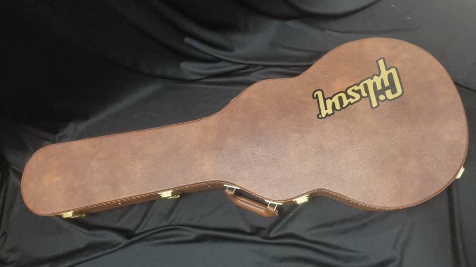 B STOCK (BS-624) GIBSON ACCESSORIES LES PAUL ORIGINAL HARDSHELL CASE - BROWN (ASLPCASE-ORG)