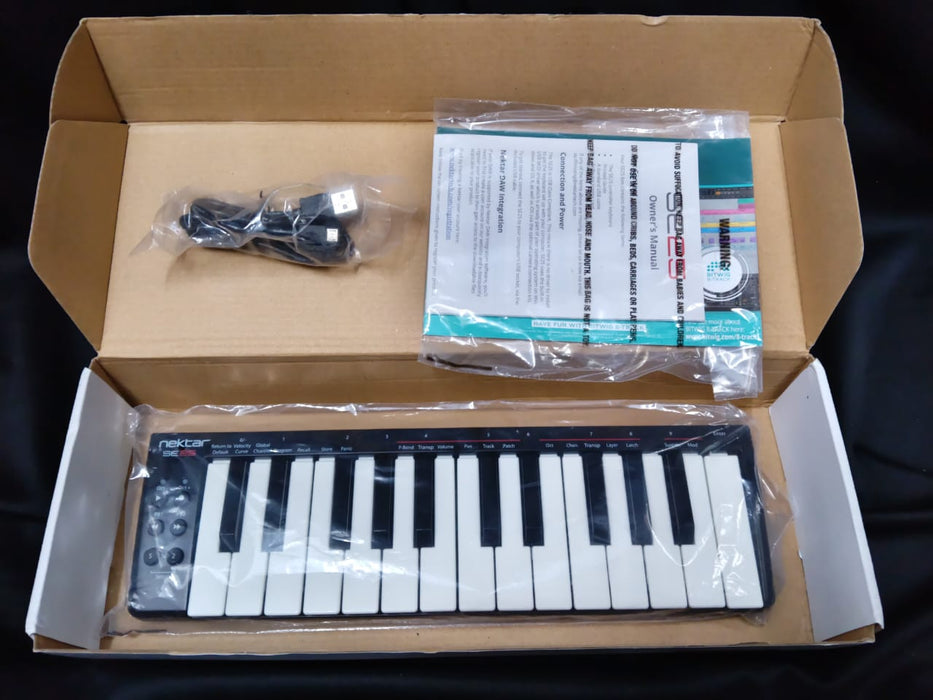 B STOCK (BS-640) Nektar SE25 Portable USB MIDI Controller with 25 Mini Keys (SE25)