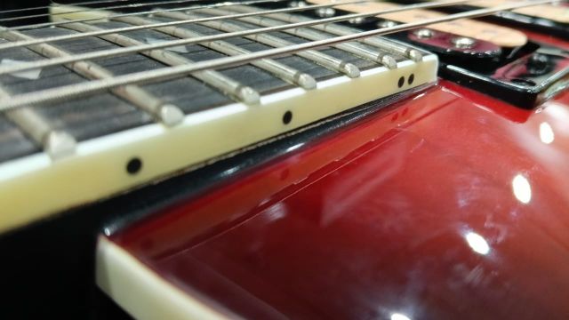 B STOCK (BS-650) Kramer Assault Figured (Incl. Premium Gig Bag) - Magenta Perimeter