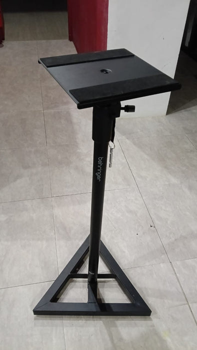B STOCK (BS-742) Behringer SM5002 Heavy-Duty Height-Adjustable Monitor Stand Set