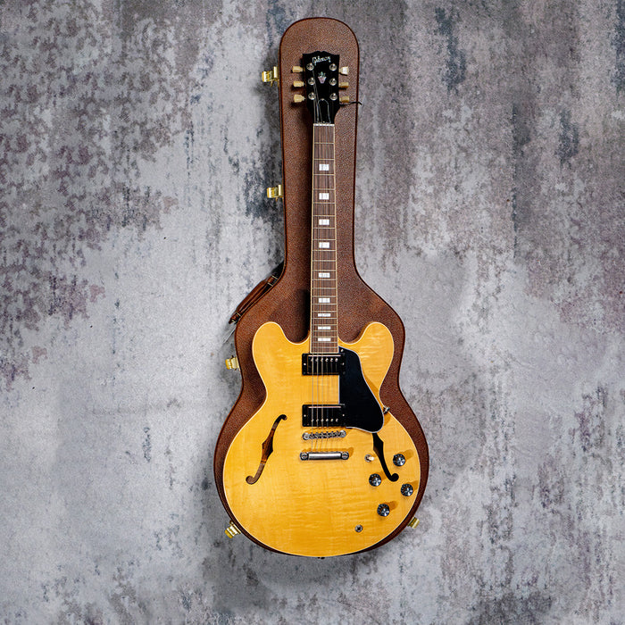 [SN 209940140] CERTIFIED USED GIBSON ES-335 FIGURED SEMI-HOLLOWBODY ELECTRIC GUITAR - ANTIQUE NATURAL [2024]