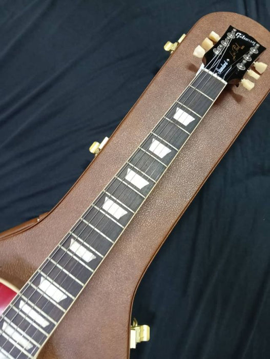 [SN 210140367] CERTIFIED USED GIBSON LES PAUL STANDARD 50S PLAIN TOP ELECTRIC GUITAR - SPARKLING BURGUNDY (2024)