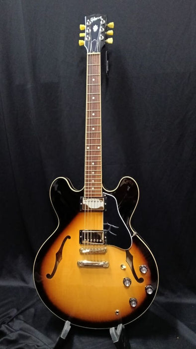 [SN 221030135] CERTIFIED USED GIBSON ES-335 SEMI-HOLLOWBODY ELECTRIC GUITAR - VINTAGE BURST