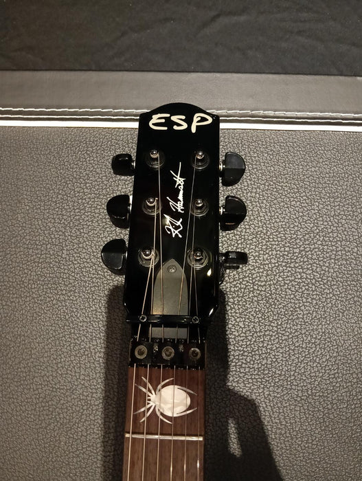 [SN E8460222] Certified Used ESP 30th Anniversary Kirk Hammett KH-3 Spider - Black with Spider Graphic