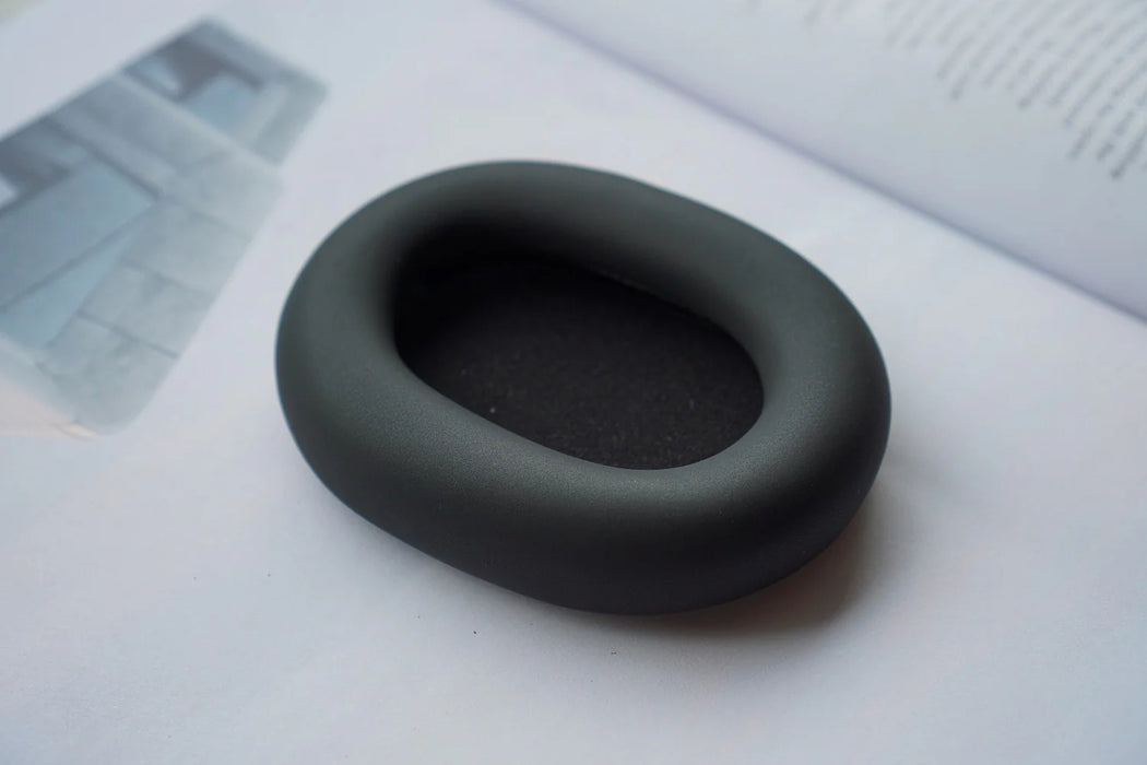 Class S Lambskin: Sony WH-1000XM5 with Bracket & Foam Disk