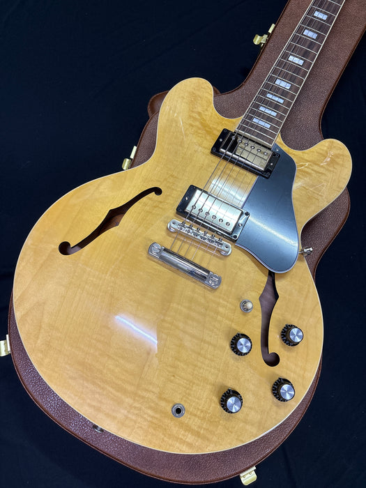[SN 209940140] CERTIFIED USED GIBSON ES-335 FIGURED SEMI-HOLLOWBODY ELECTRIC GUITAR - ANTIQUE NATURAL [2024]