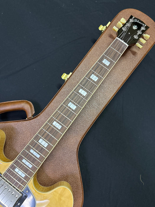 [SN 209940140] CERTIFIED USED GIBSON ES-335 FIGURED SEMI-HOLLOWBODY ELECTRIC GUITAR - ANTIQUE NATURAL [2024]