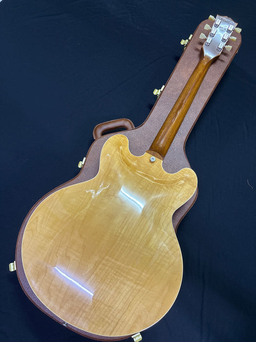 [SN 209940140] CERTIFIED USED GIBSON ES-335 FIGURED SEMI-HOLLOWBODY ELECTRIC GUITAR - ANTIQUE NATURAL [2024]