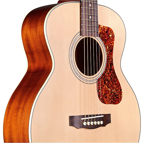 Guild Jumbo Junior Mahogany - Solid Spruce Top, Mahogany Back & Sides