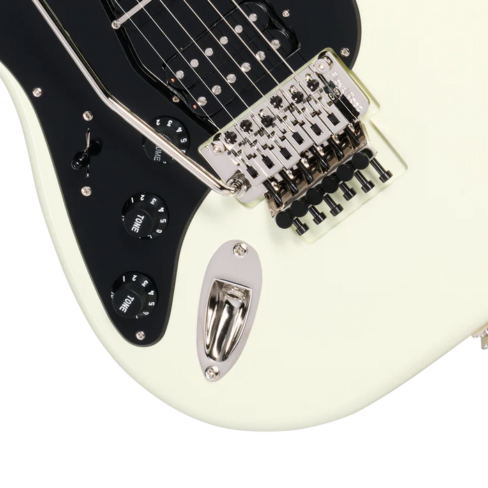 Kramer Pacer Deluxe Left-handed Electric Guitar with Premium Gig Bag - Classic White