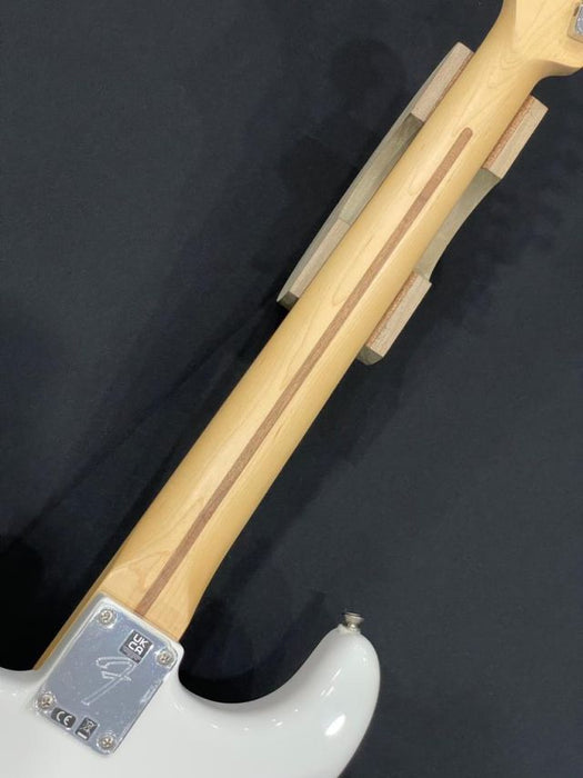 [MX22223081] Used Approved Fender Player Stratocaster Electric Guitar, Pau Ferro FB, Polar White