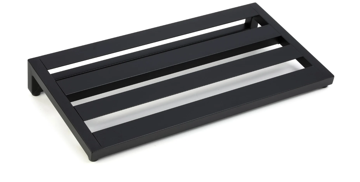 Pedaltrain Classic 2 TC 24x12.5" Pedalboard with Tour Case