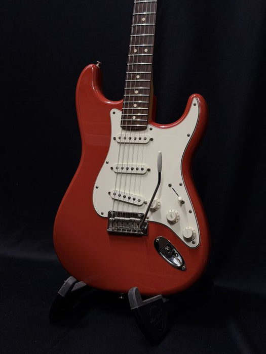 [USED-MX18205815] Fender Player Stratocaster Electric Guitar – Sonic Red