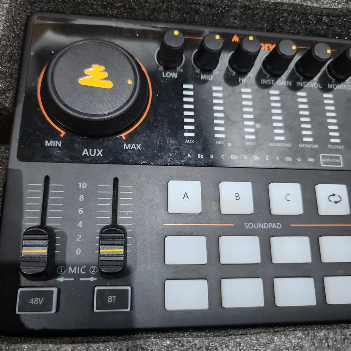 B STOCK (BS-294) Maono AME2 Maonocaster Integrated Audio Production Studio