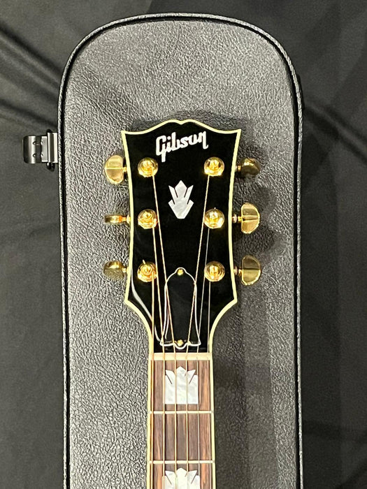 [SN 20165003] CERTIFIED USED GIBSON SJ-200 STANDARD MAPLE - TRI BURST [2025]