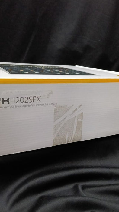 B STOCK (BS-718) Behringer XENYX 1202SFX Premium Analog 12-Input Mixer with USB Audio Streaming Interface and Klark Teknik Effects
