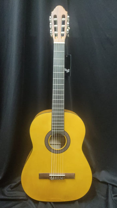 B STOCK (BS-575) Stagg C440 M NAT PACK Guitar Pack with 4/4 Natural Classical Guitar with Linden Top