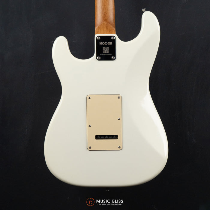 Mooer MSC10 Pro Beginner Electric Guitar - Affordable First Electric Guitar for Students & New Players (Vintage White)