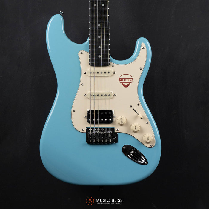 Mooer MSC10 Pro Beginner Electric Guitar - Affordable First Electric Guitar for Students & New Players (Daphne Blue)