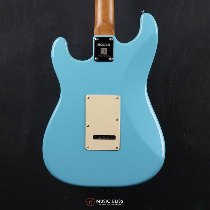 Mooer MSC10 Pro Beginner Electric Guitar - Affordable First Electric Guitar for Students & New Players (Daphne Blue)